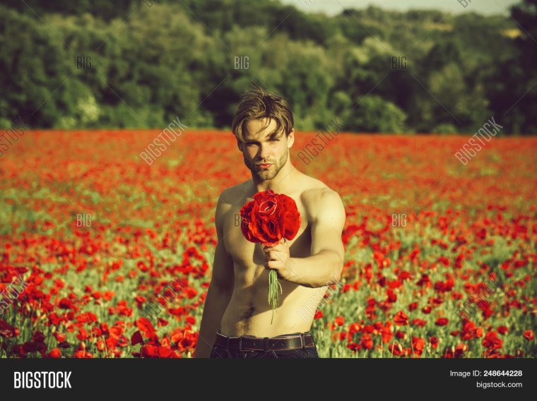 Мужик с цветами