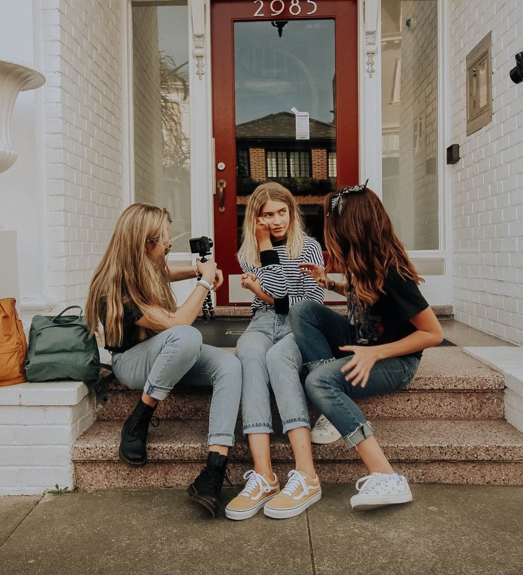 Модные друзья