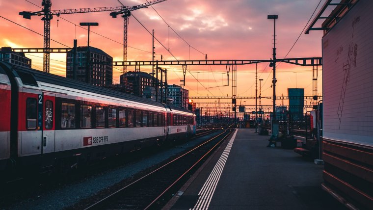 Железнодорожный транспорт