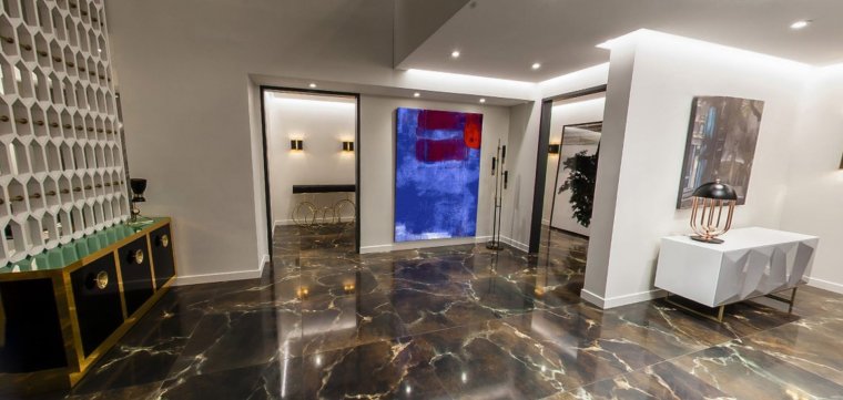 Кристиан грей в офисе