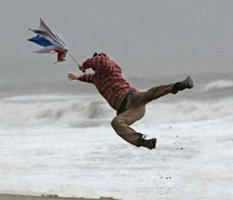 Сдувает ветром