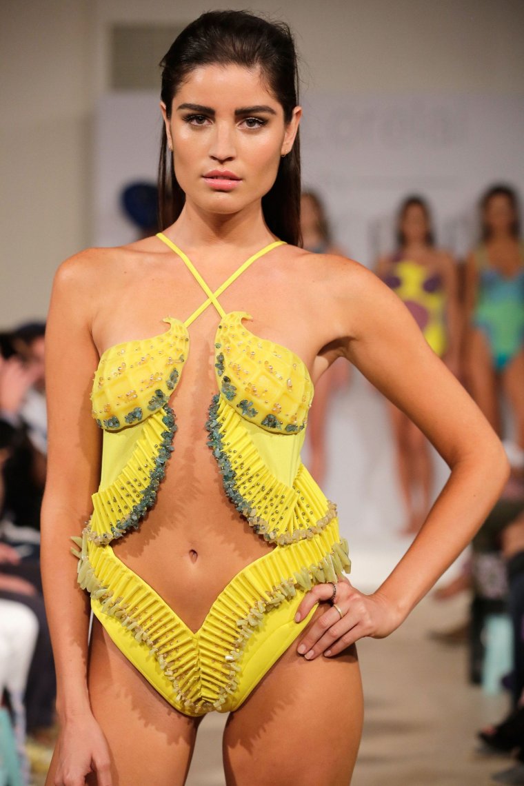 Необычные купальники