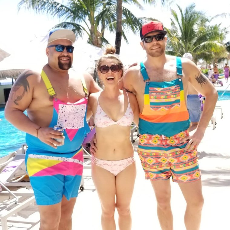 Смешные купальники