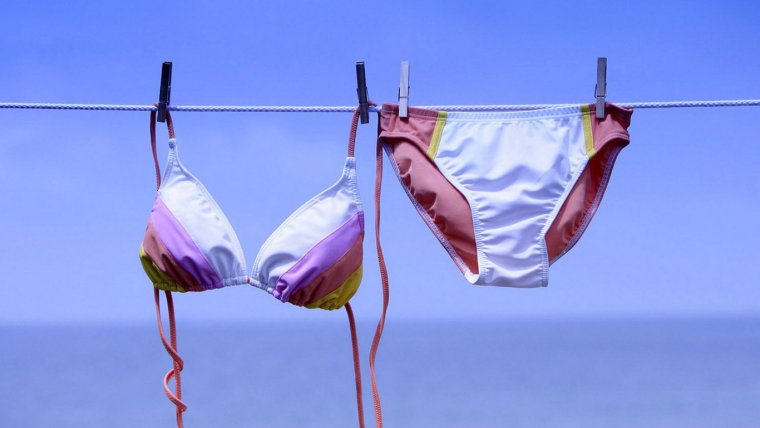 Купальник карикатура