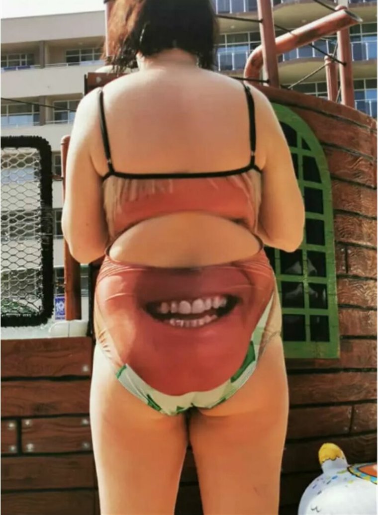 Смешные купальники женские