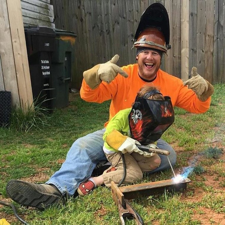 Смешные мемы про сварщиков