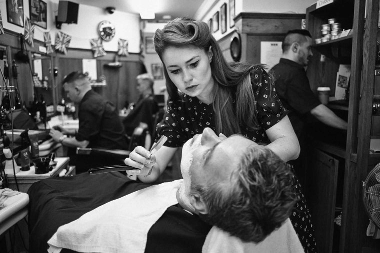 Ребенок в парикмахерской