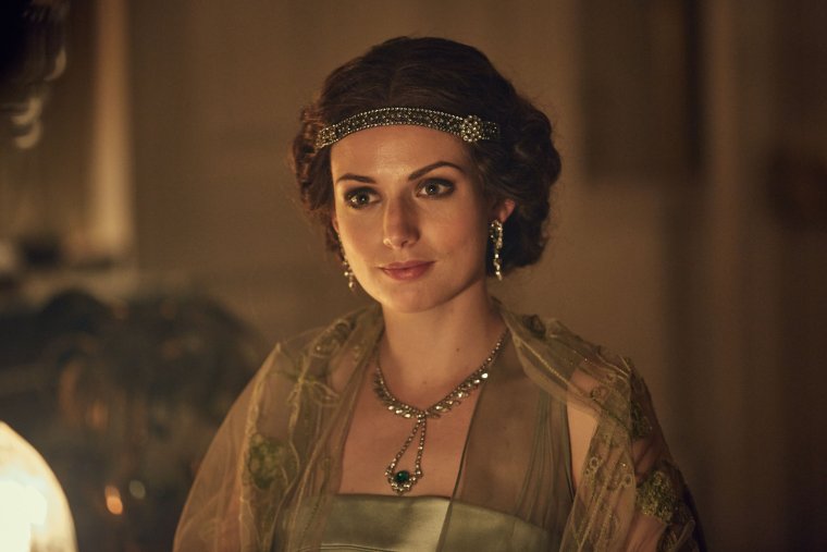 Гайте Янсен острые козырьки