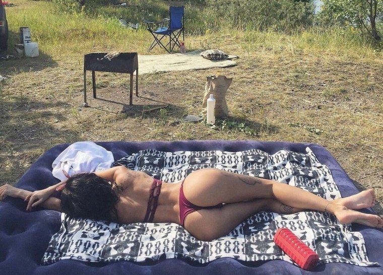 Шашлык на природе с девками