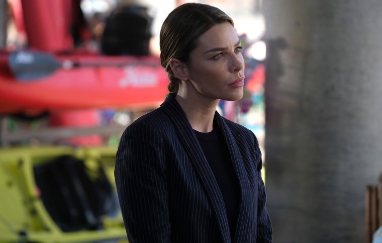 Lauren German Люцифер