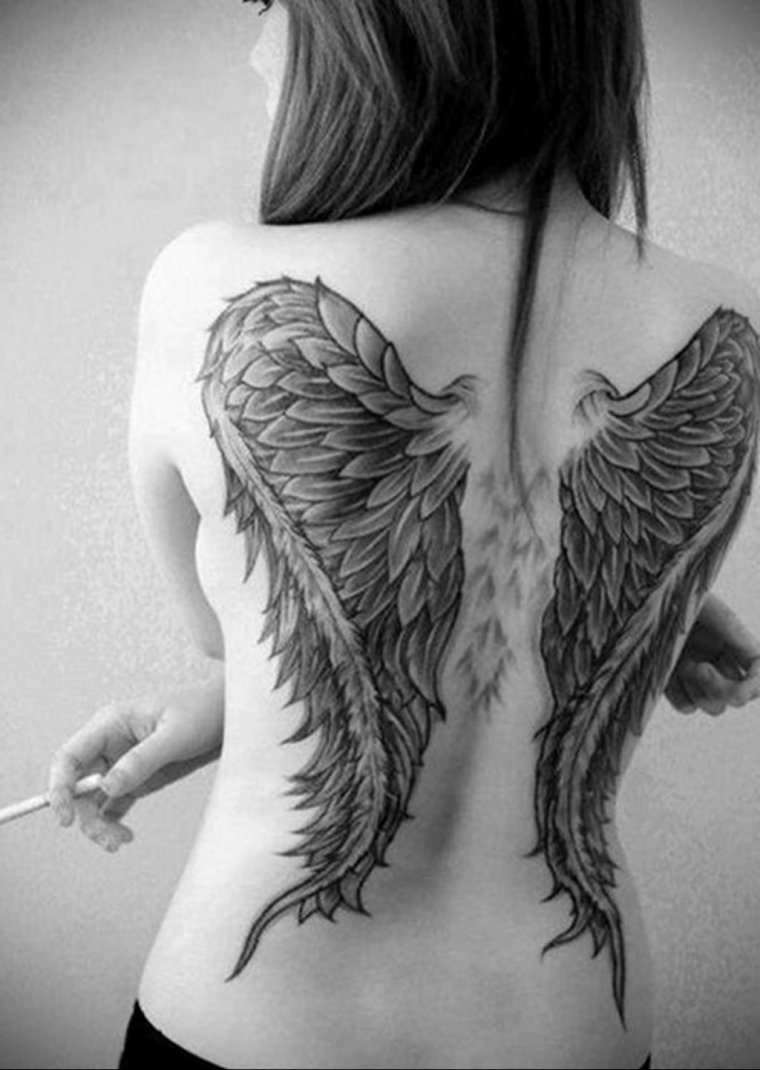 Тату Крылья на спине