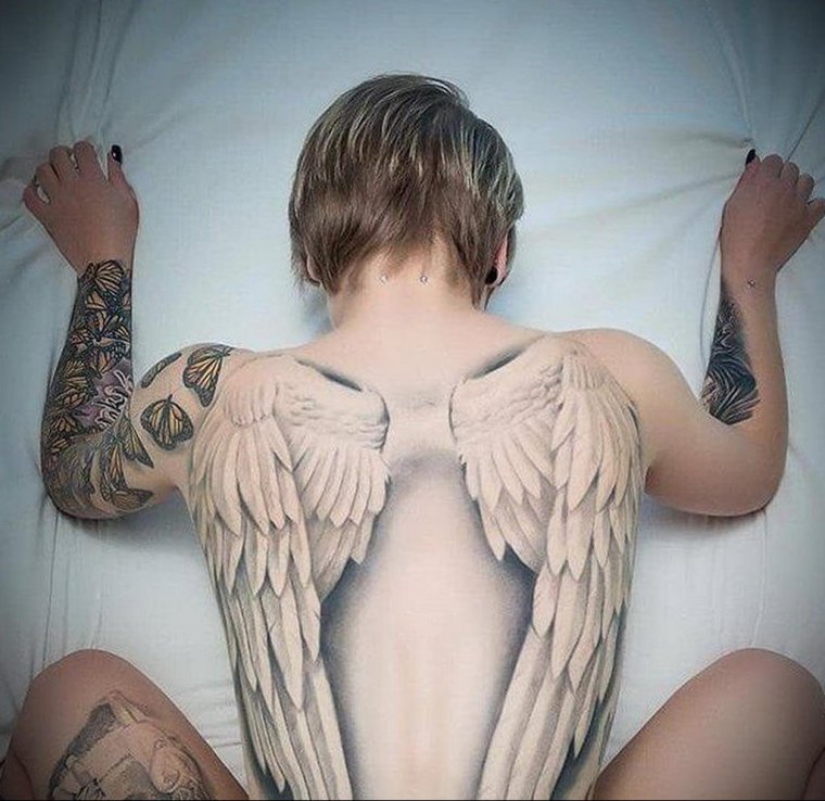 Тату Крылья ангела на спине