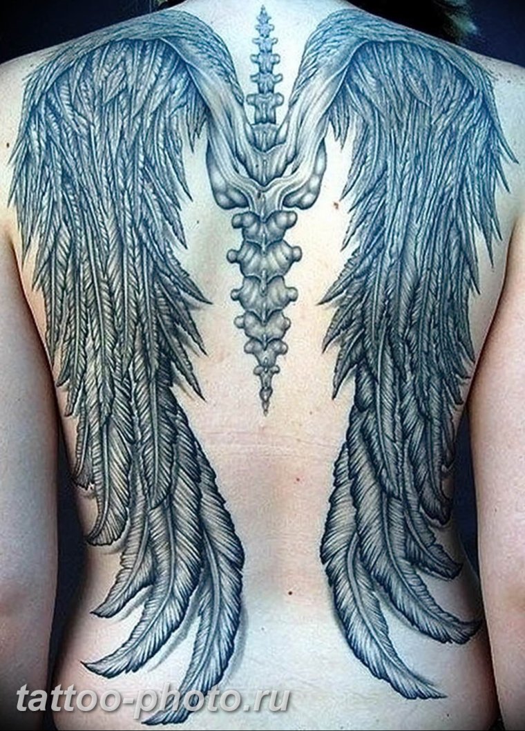 Тату Крылья