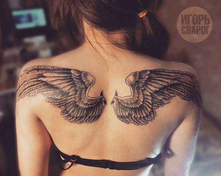 Мехенди Крылья на спине