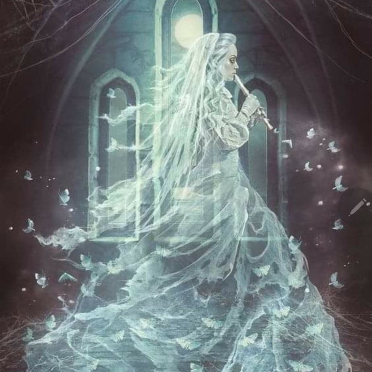 Красивый призрак