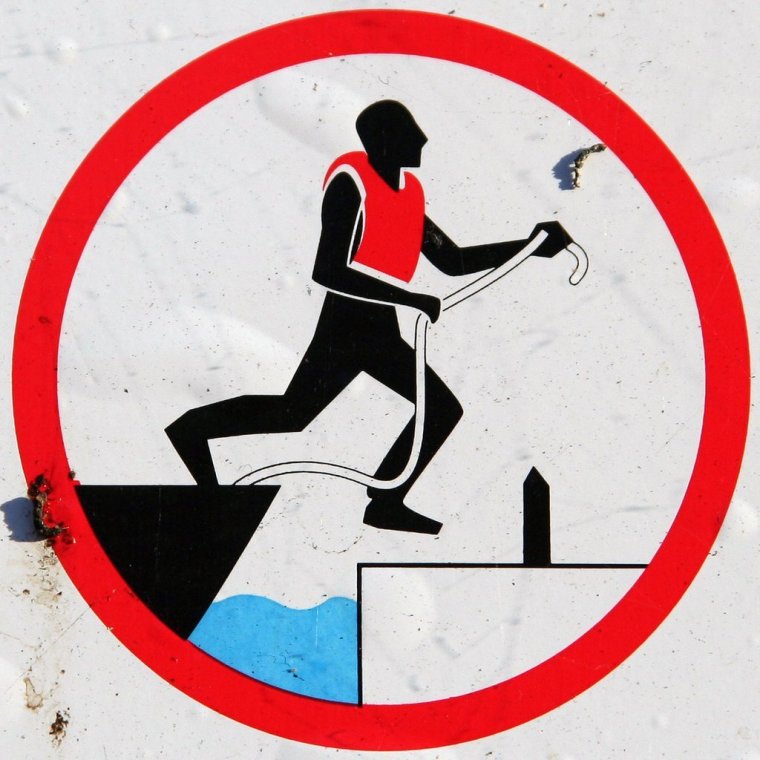 Запрещающие знаки с юмором в картинках