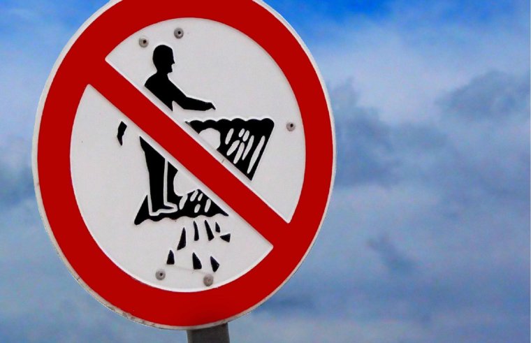 Смешные дорожные знаки мира