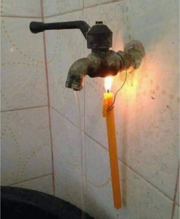 Сломанный кран