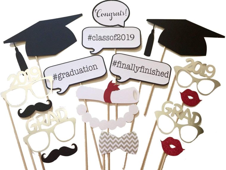 Бутафория для фотосессии на выпускной