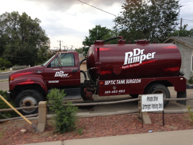 Надписи на ассенизаторских машинах