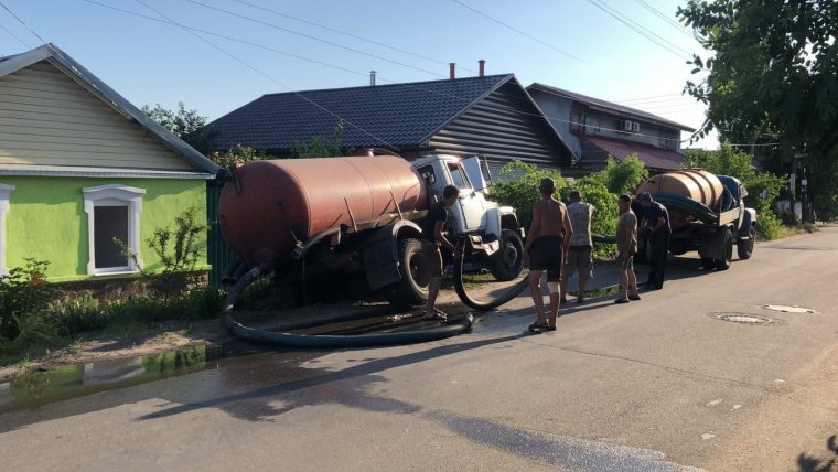 Ассенизаторская машина авария