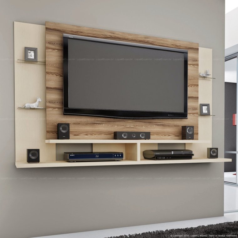 Панель за телевизором