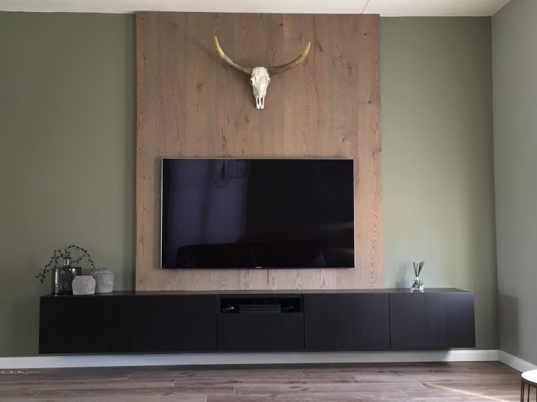 Стена под телевизор