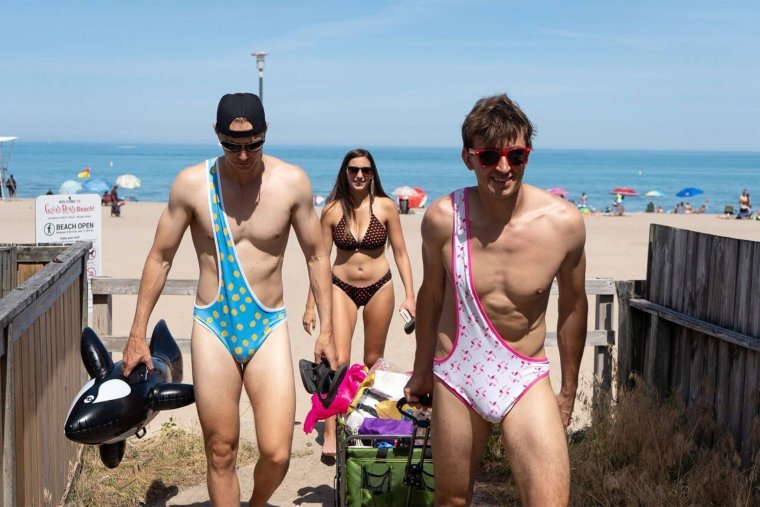 Смешной купальник для мужчин