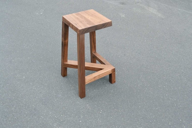 Табуретка из фанеры