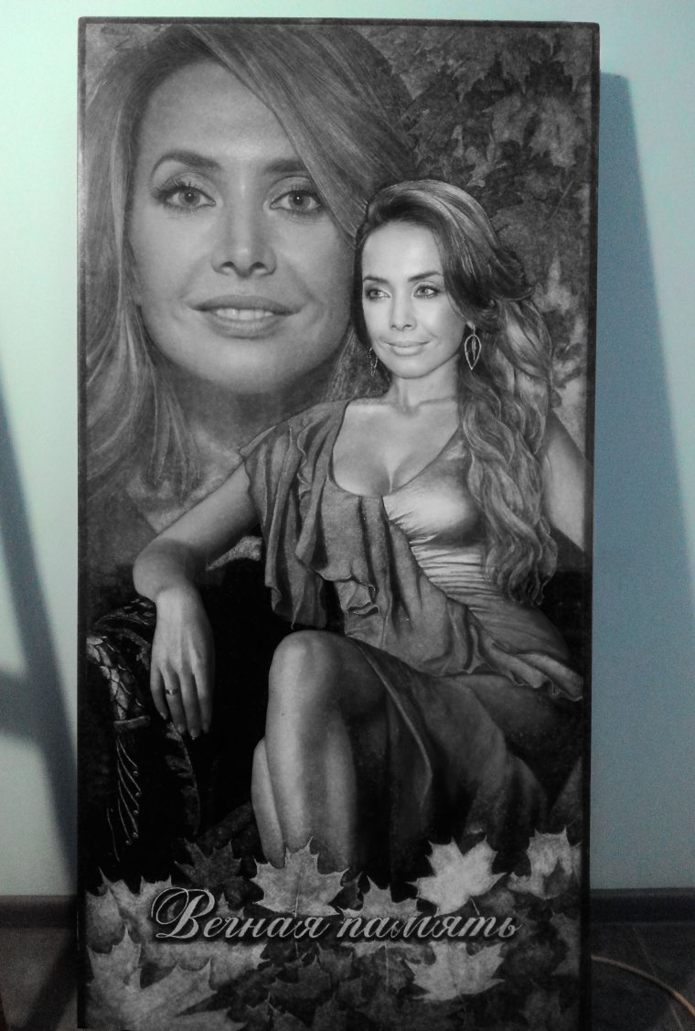 Портрет на памятник