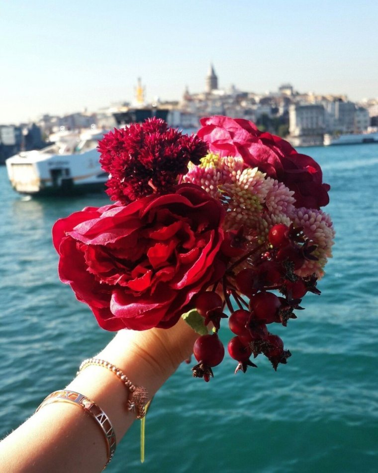 Красивый букет цветов