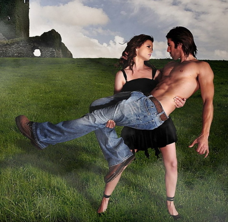 Коня на скаку остановит в горящую избу войдет