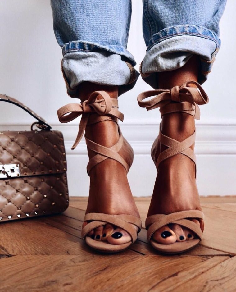 Необычные ботинки