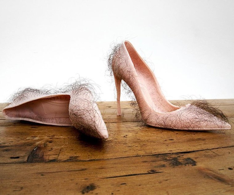 Ноги из машины