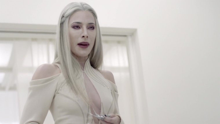 Jaime Murray в мини