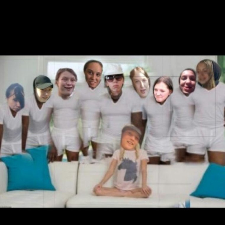 Мем человек улыбается а потом огорчается