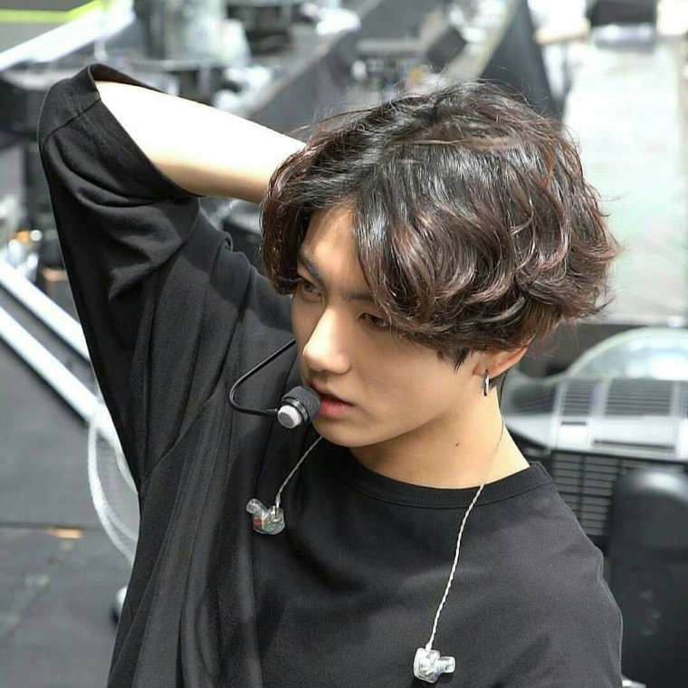 БТС Бон Вояж 4 Чонгук