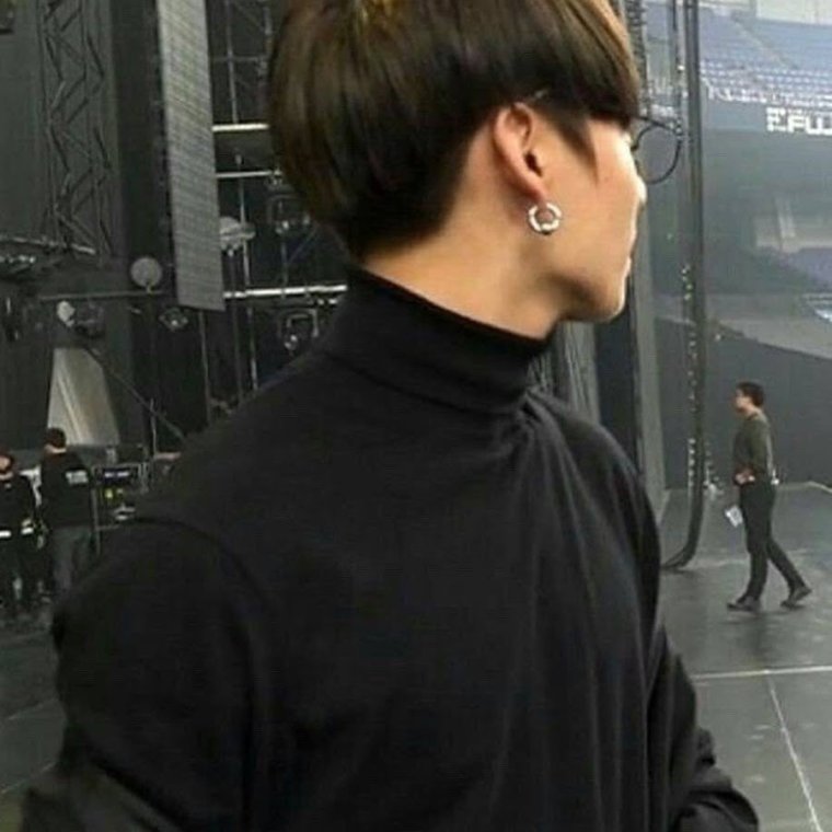 Тэхён из BTS говорит по русски