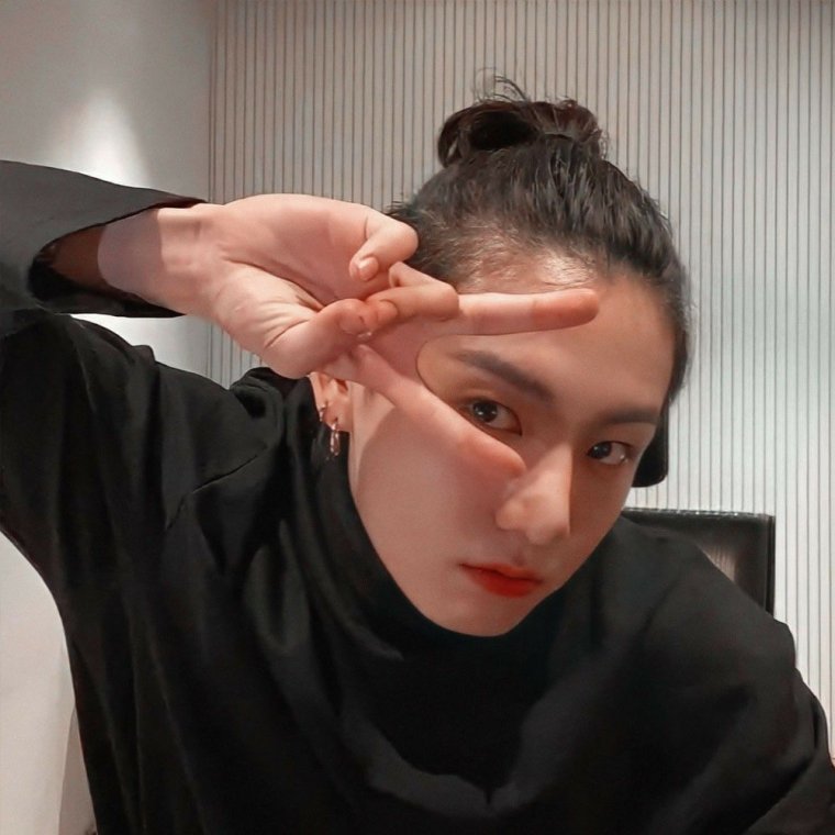 БТС хитрое лицо