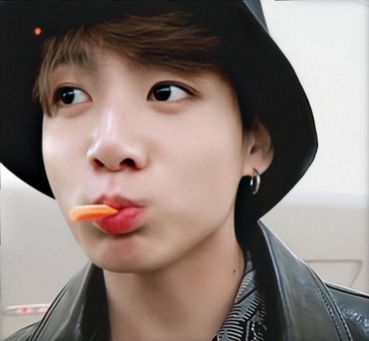 Мем БТС С телефонами