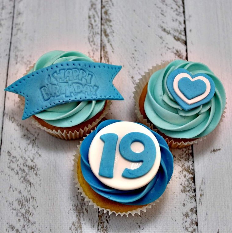 Капкейки на 21 год