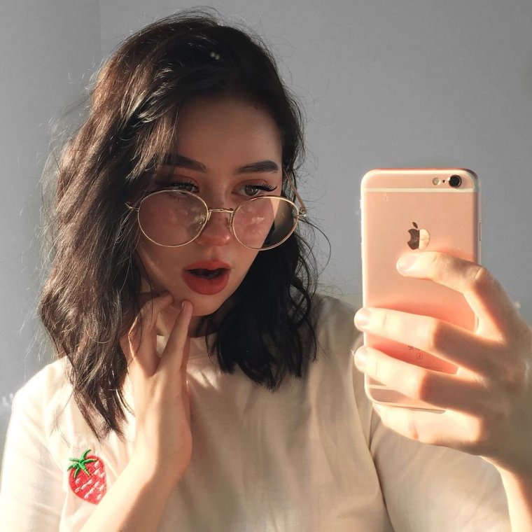 Эстетика селфи девушки