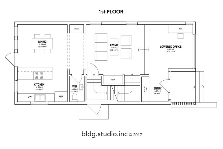 Здание из 40 футовых контейнеров