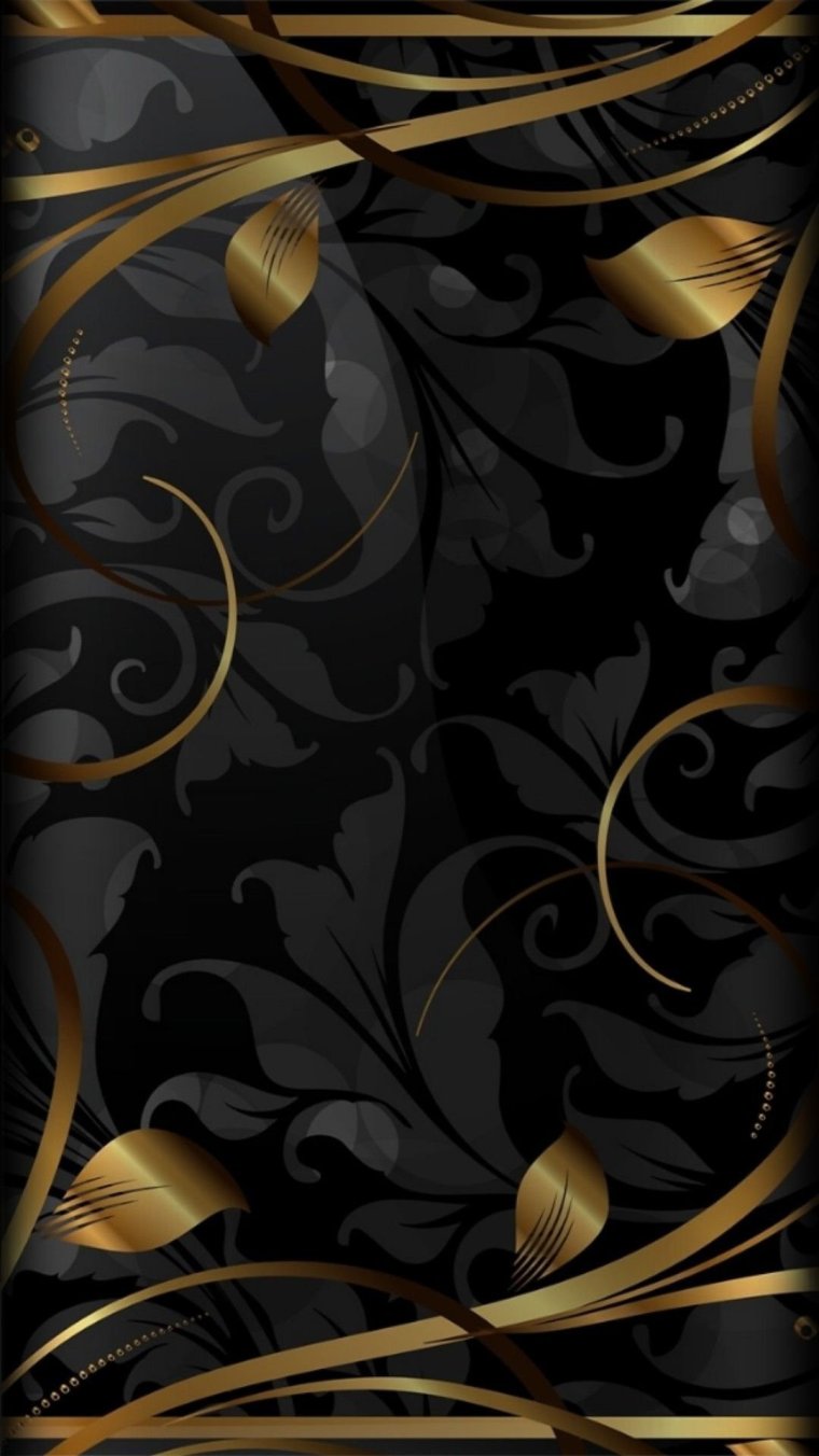 Золотая клубника на черном фоне