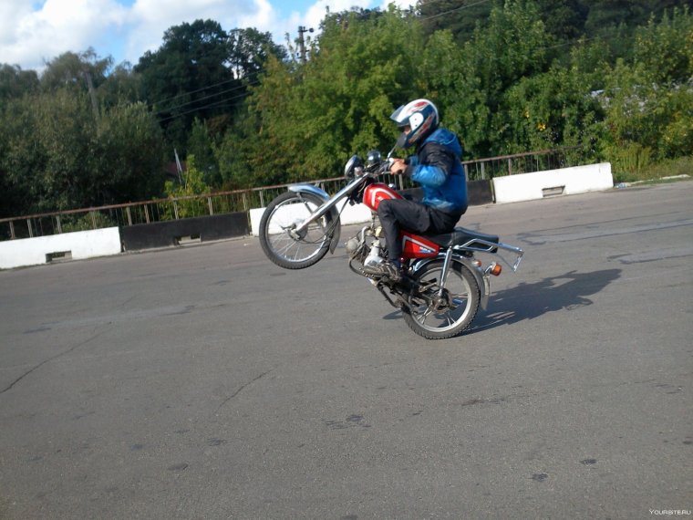 Мотоцикл в стиле аниме