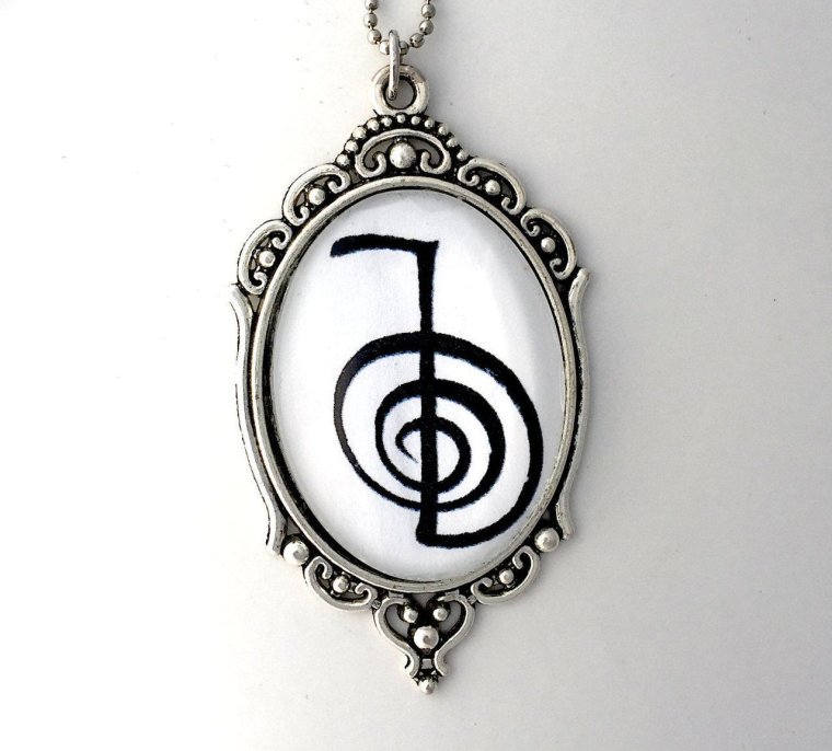 Чо ку Рей тату на ладони