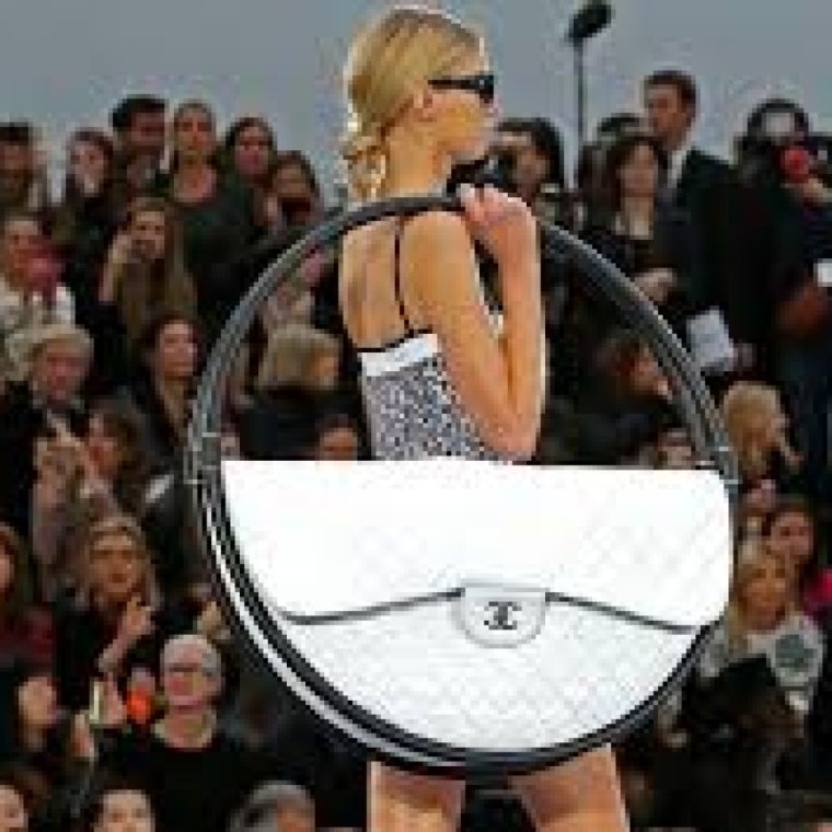 Сумка Chanel Hula Hoop