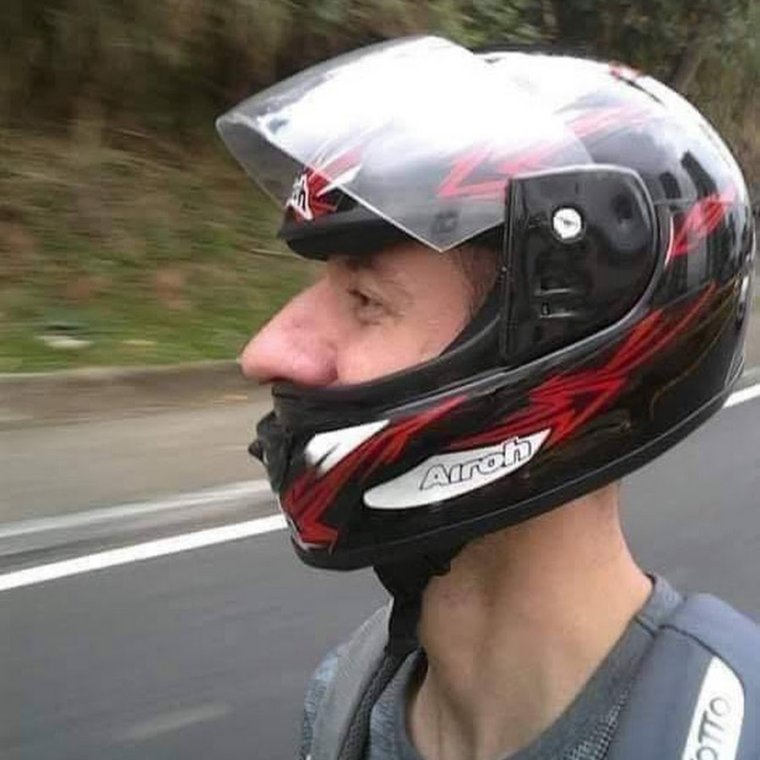 Смешные мотошлемы