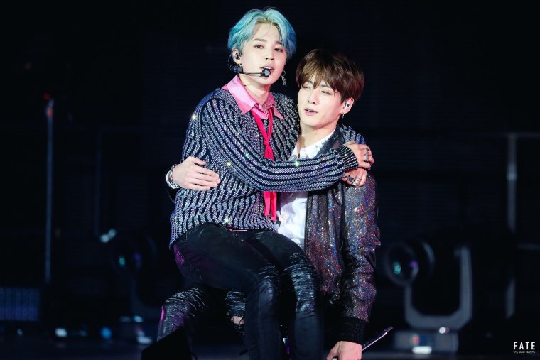 Селфи Чонгука и Чимина из БТС