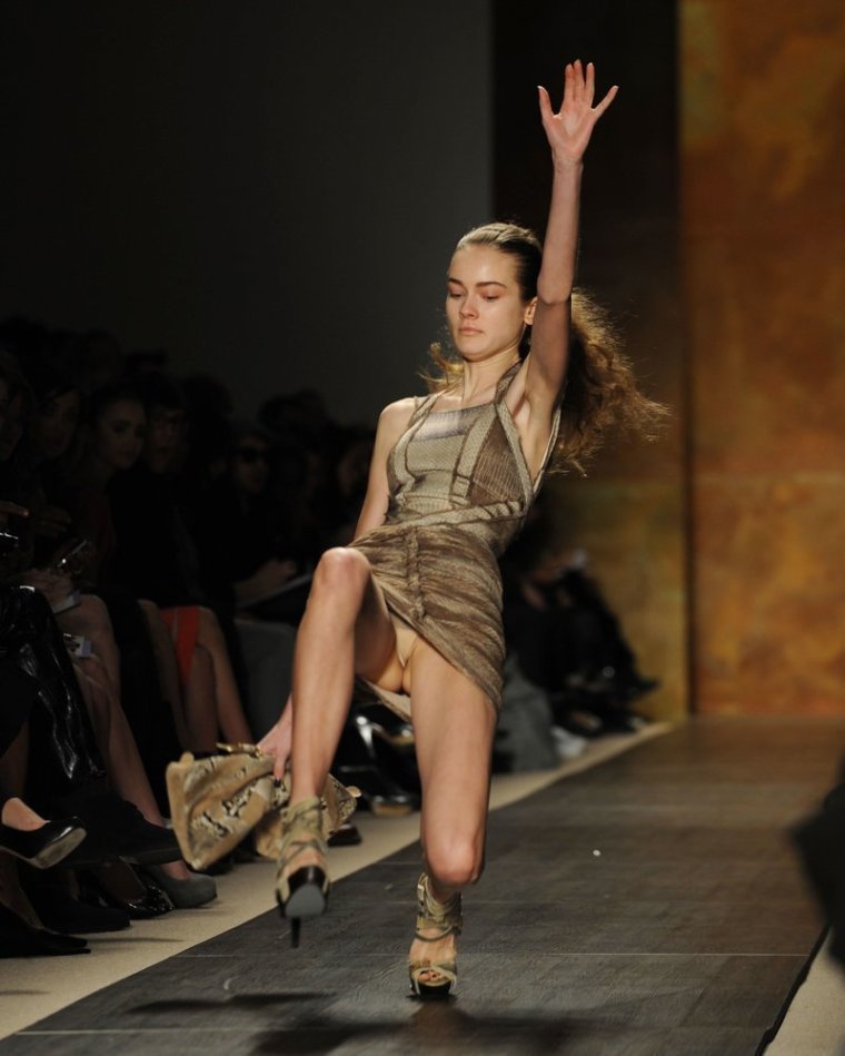 Странная мужская мода